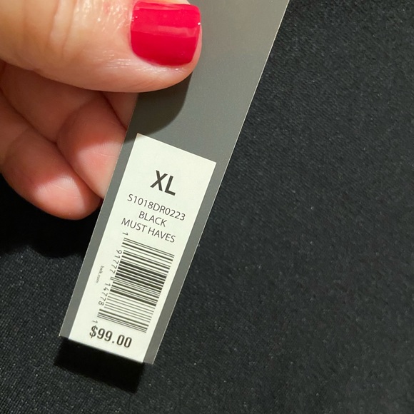 NWT~Sexy Hourglass Shaped Perfect Little Black Dress~a Limited “Must Have” - Picture 6 of 12